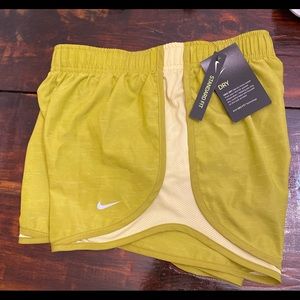 Nike Dry Running Tempo Training shorts Tea Green brand new w/tags XS cool & dry
